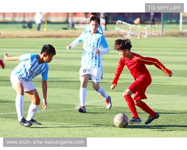 俱乐部挖走对手青训教练，区域人才争夺升级引领足球青训新格局